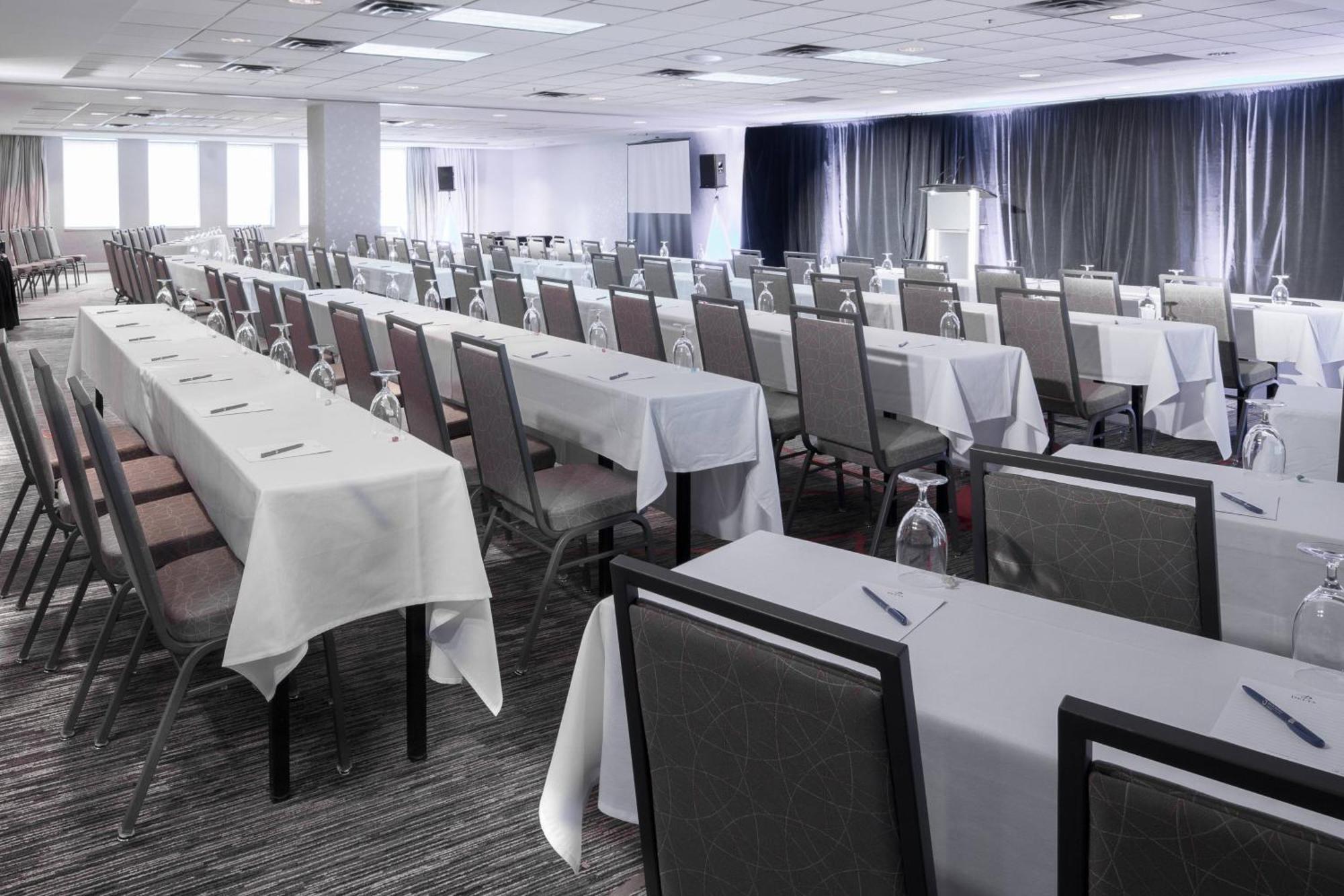 Delta Hotels By Marriott Beausejour Moncton Exterior photo